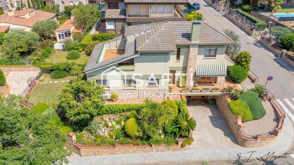 4 soveværelse Villa til salg i Forallac med garage - € 585.000 (Ref: 9174093)