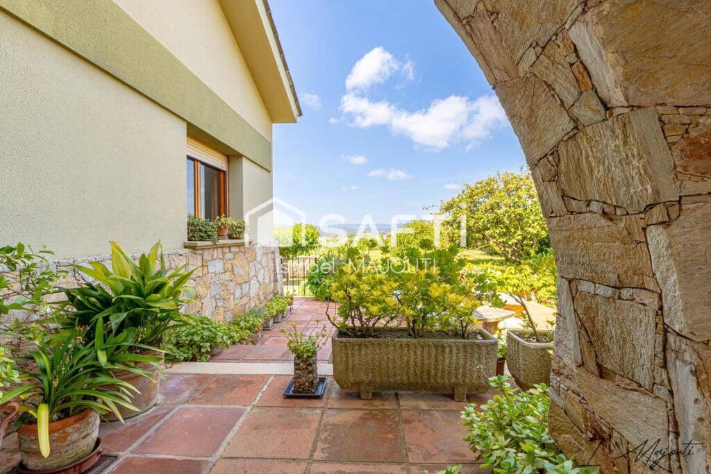 4 soveværelse Villa til salg i Forallac med garage - € 585.000 (Ref: 9174093)