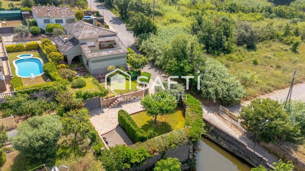 4 soveværelse Villa til salg i Forallac med garage - € 585.000 (Ref: 9174093)