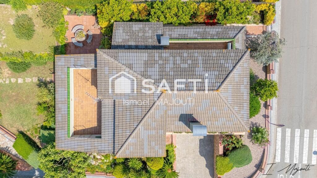 4 soveværelse Villa til salg i Forallac med garage - € 585.000 (Ref: 9174093)