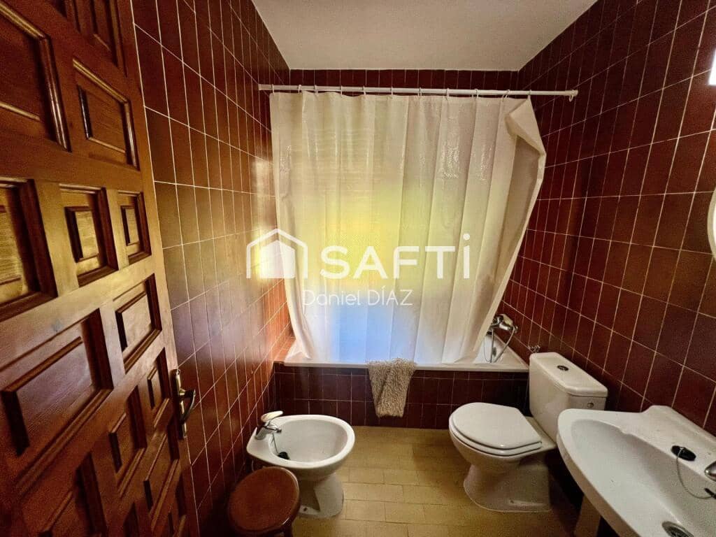 5 sypialnia Finka/Dom wiejski na sprzedaż w Santa Cristina d'Aro z garażem - 495 000 € (Ref: 9174107)