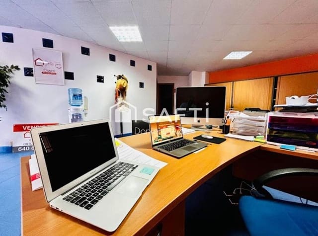 Działka budowlana na sprzedaż w Caldes de Malavella - 68 000 € (Ref: 9174108)