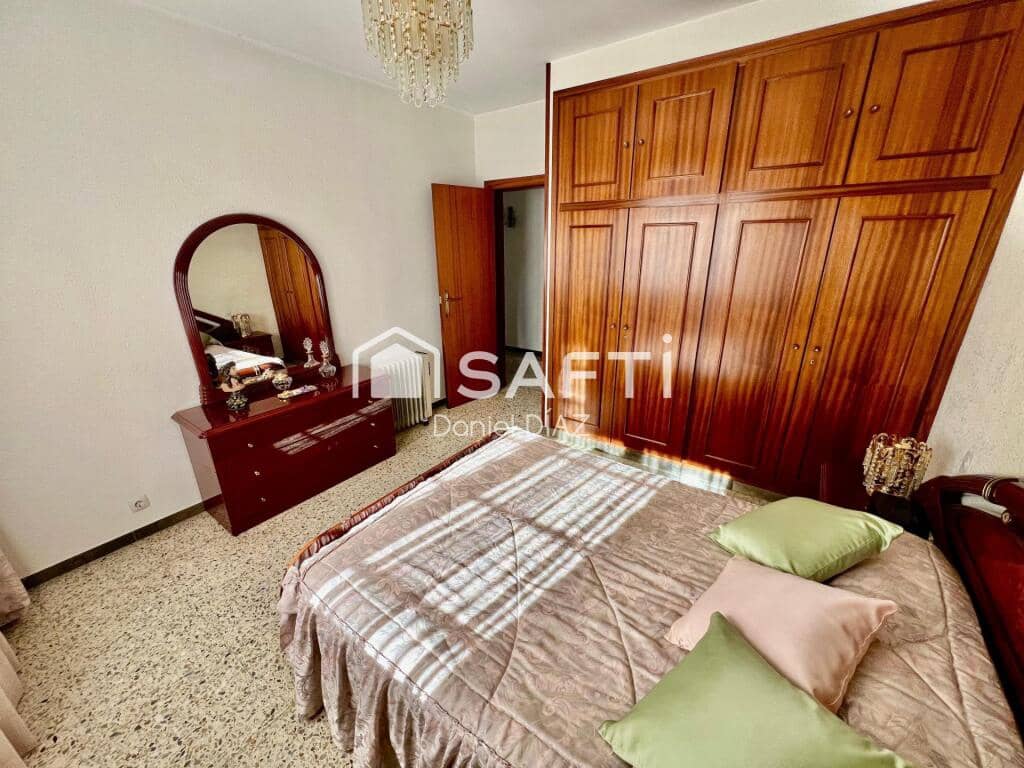 7 sypialnia Finka/Dom wiejski na sprzedaż w Macanet de la Selva z basenem garażem - 315 000 € (Ref: 9174110)