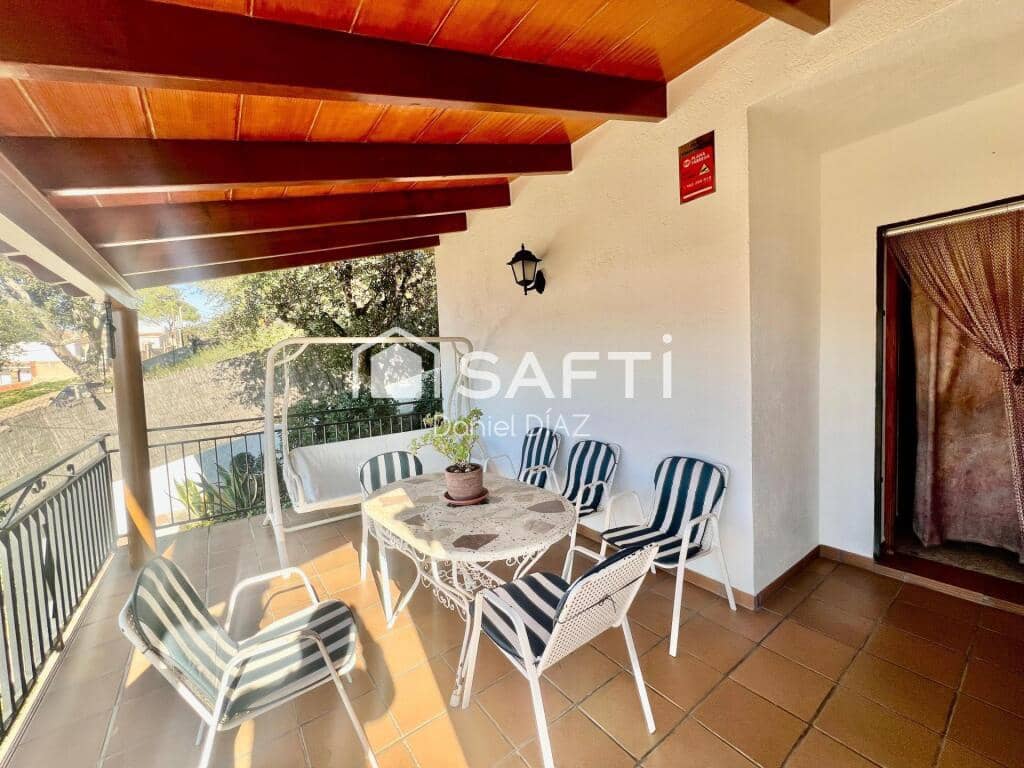 7 sypialnia Finka/Dom wiejski na sprzedaż w Macanet de la Selva z basenem garażem - 315 000 € (Ref: 9174110)