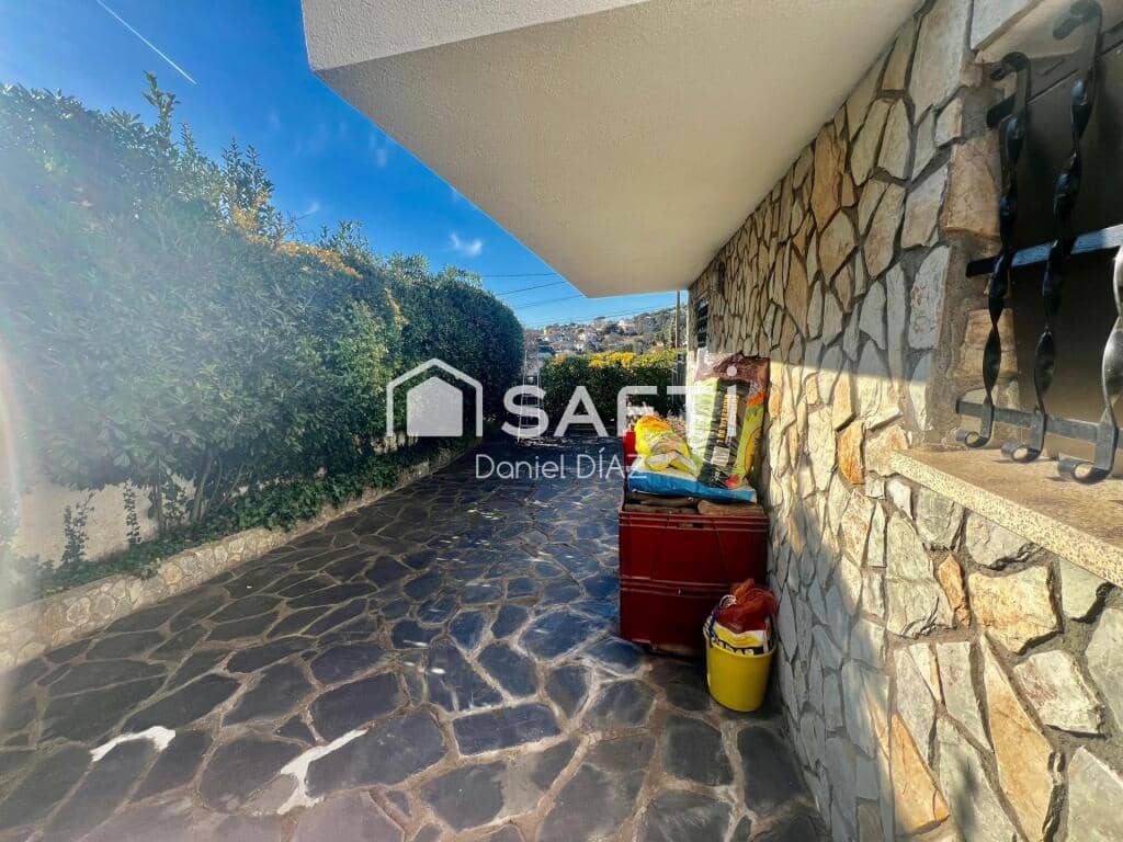 7 sypialnia Finka/Dom wiejski na sprzedaż w Macanet de la Selva z basenem garażem - 315 000 € (Ref: 9174110)