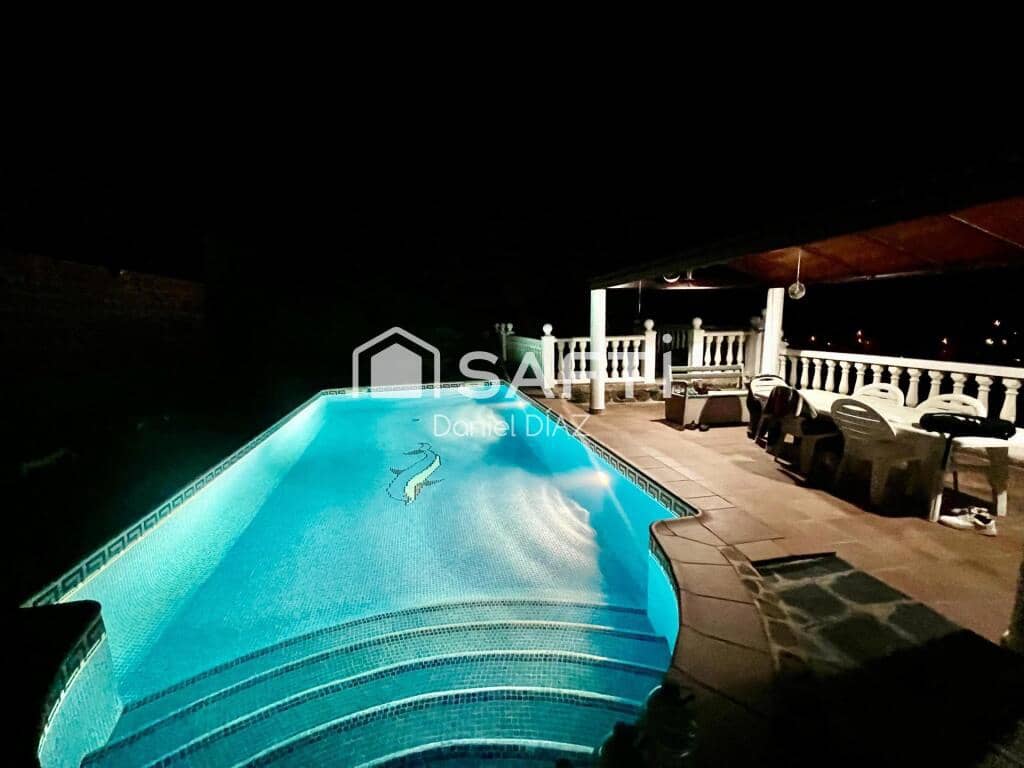 7 sypialnia Finka/Dom wiejski na sprzedaż w Macanet de la Selva z basenem garażem - 315 000 € (Ref: 9174110)