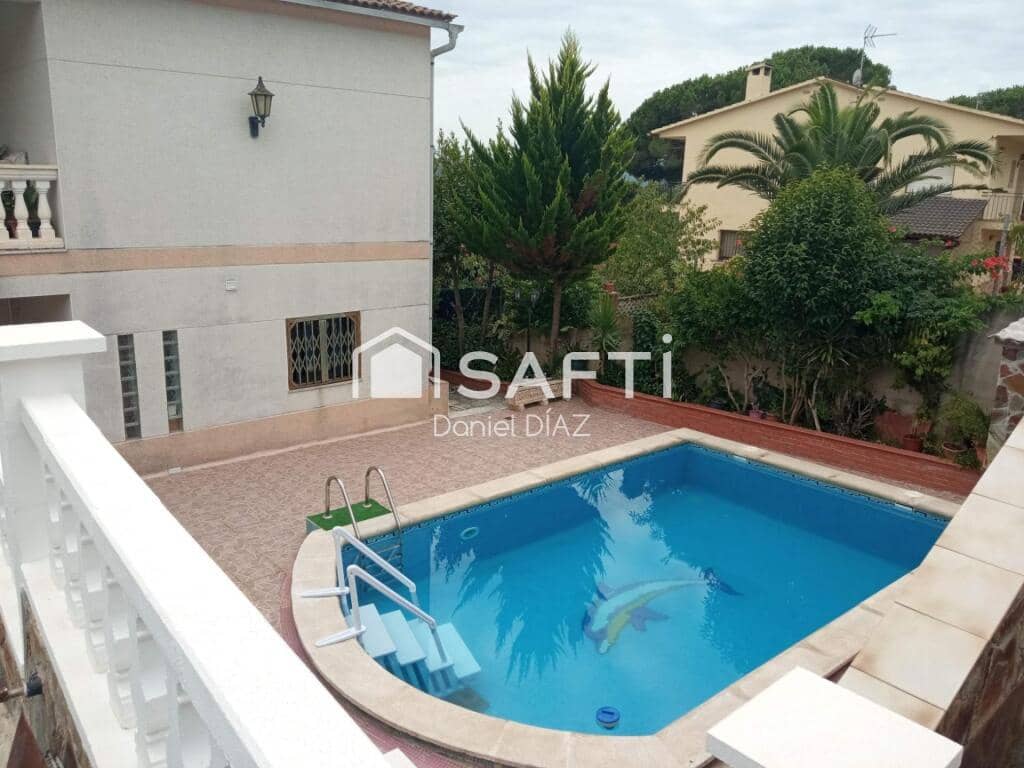 5 soverom Villa til salgs i Macanet de la Selva - € 265 000 (Ref: 9174116)