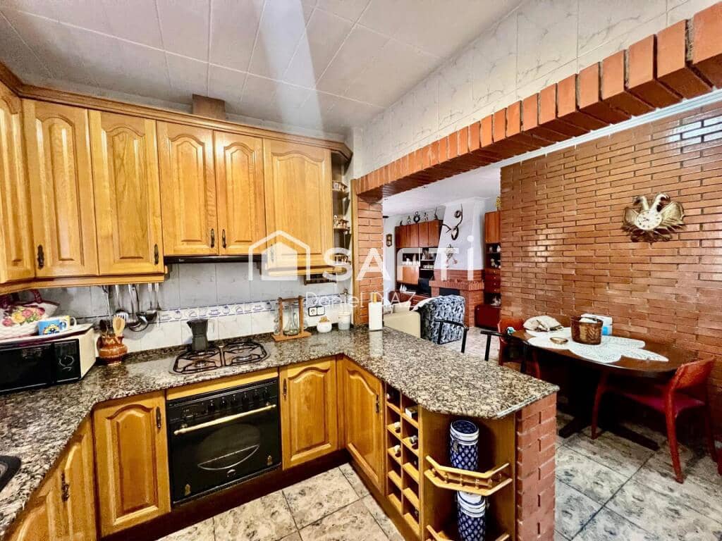 5 soverom Villa til salgs i Macanet de la Selva - € 265 000 (Ref: 9174116)