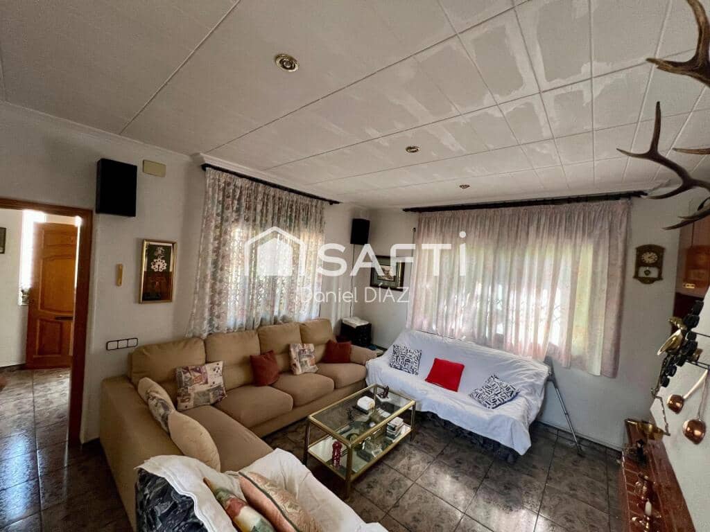 5 soverom Villa til salgs i Macanet de la Selva - € 265 000 (Ref: 9174116)