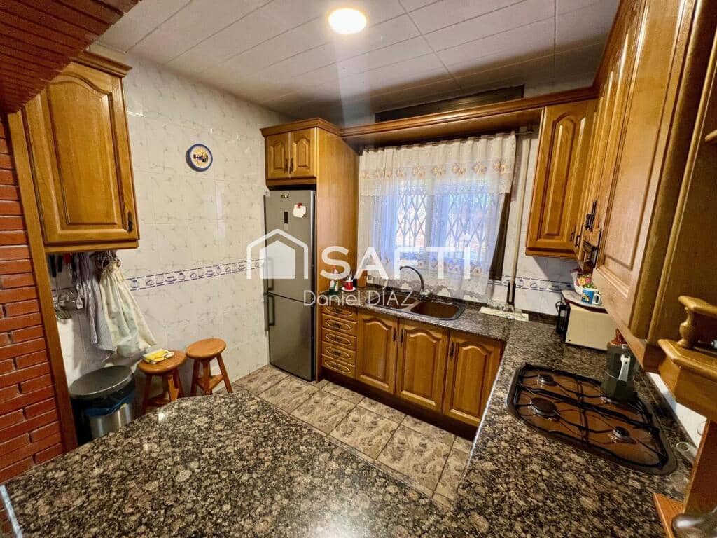 5 soverom Villa til salgs i Macanet de la Selva - € 265 000 (Ref: 9174116)