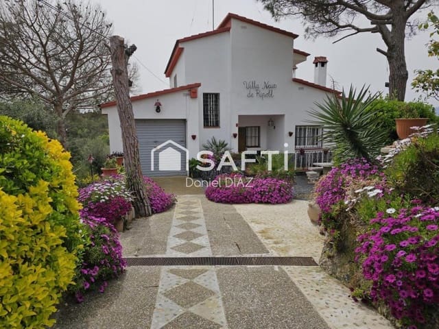 4 sypialnia Willa na sprzedaż w Mas Altaba, Maçanet de la Selva z basenem garażem - 290 000 € (Ref: 9174117)