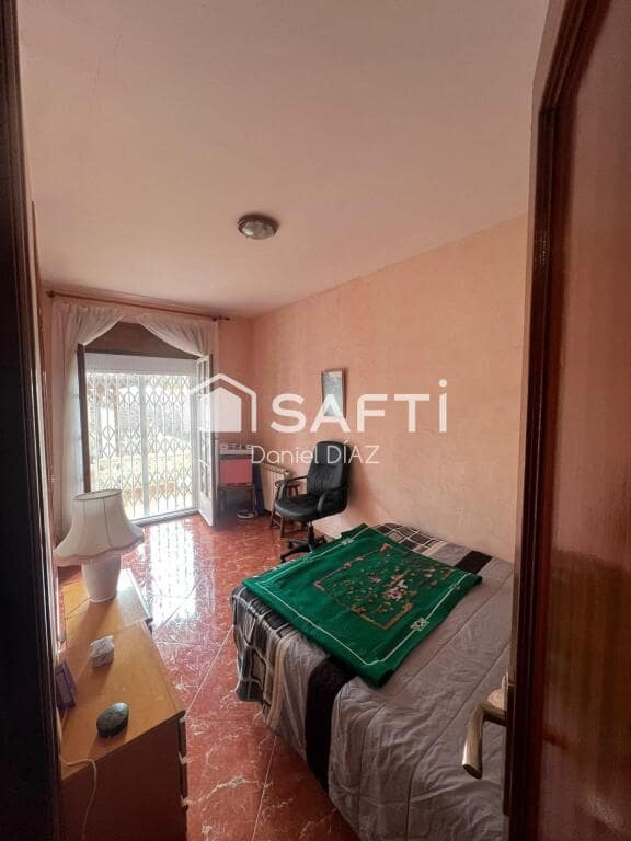 4 soveværelse Villa til salg i Lloret de Mar med swimmingpool garage - € 440.000 (Ref: 9174119)