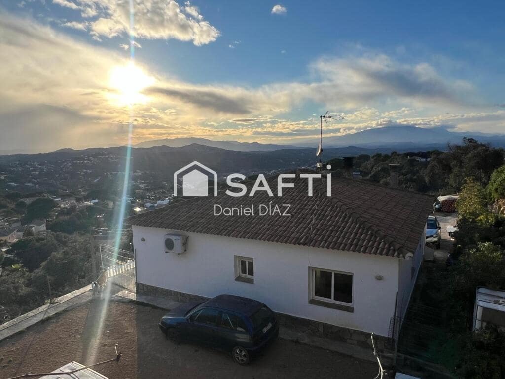 3 soveværelse Finca/Landehus til salg i Vidreres med garage - € 290.000 (Ref: 9174120)