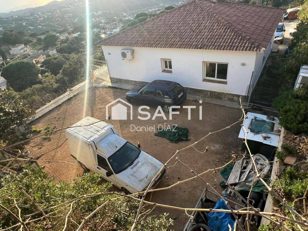 3 soveværelse Finca/Landehus til salg i Vidreres med garage - € 290.000 (Ref: 9174120)