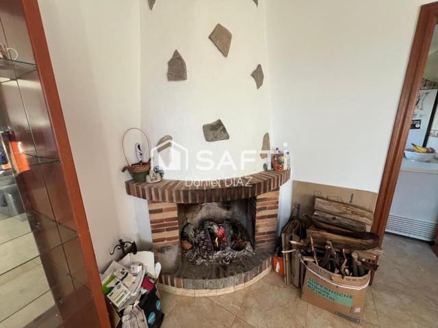 3 sypialnia Finka/Dom wiejski na sprzedaż w Aiguaviva Parc, Vidreres z garażem - 290 000 € (Ref: 9174120)