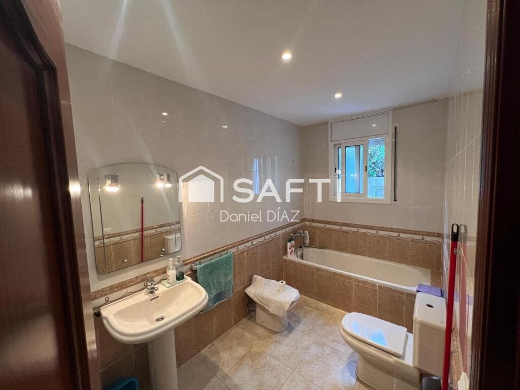 3 soveværelse Finca/Landehus til salg i Vidreres med garage - € 290.000 (Ref: 9174120)