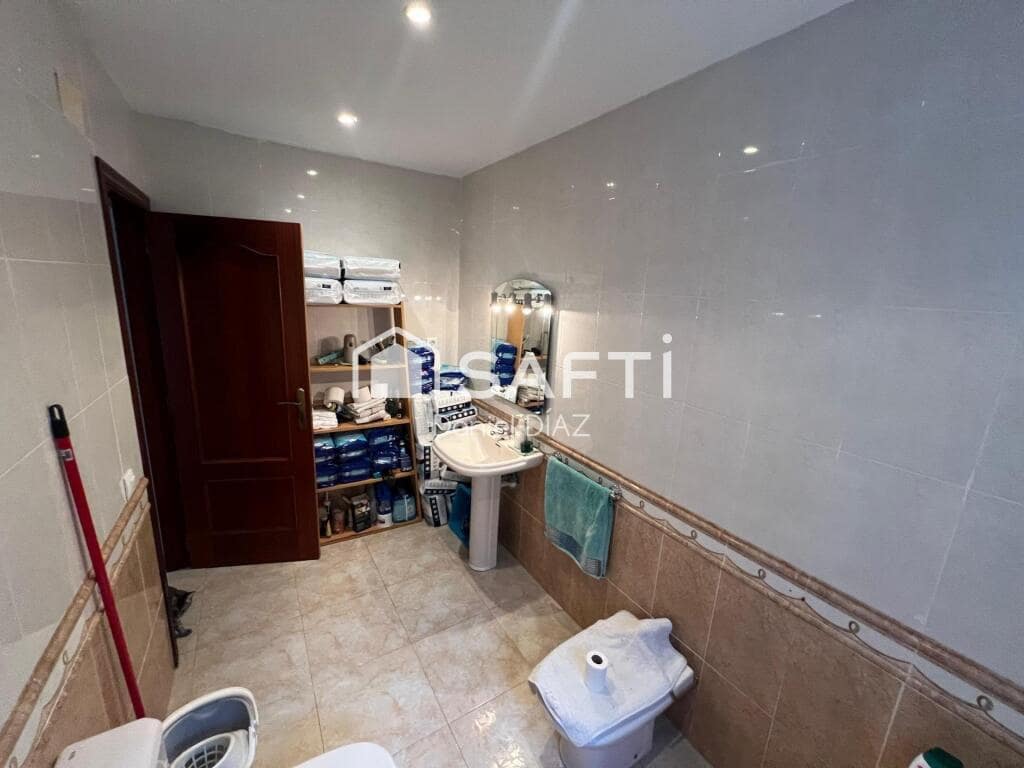 3 soveværelse Finca/Landehus til salg i Vidreres med garage - € 290.000 (Ref: 9174120)