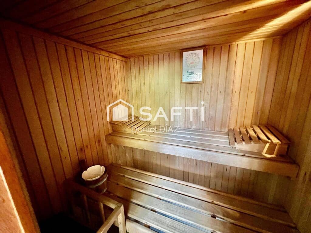 6 soveværelse Finca/Landehus til salg i Macanet de la Selva med swimmingpool garage - € 360.000 (Ref: 9174123)