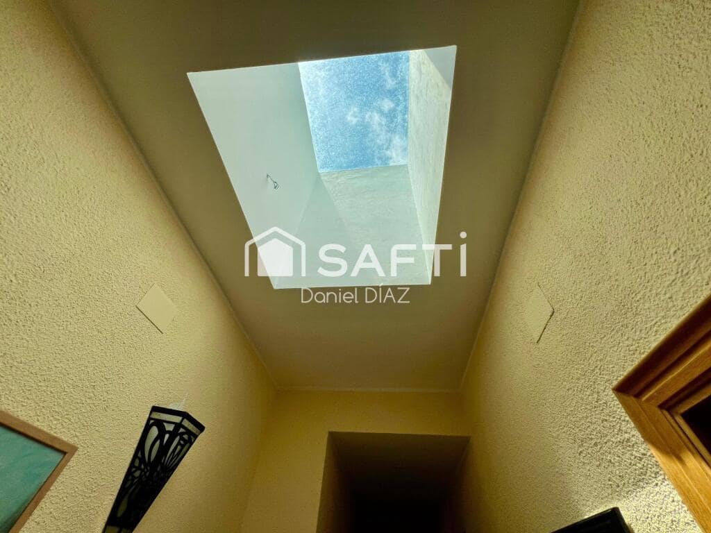 6 soveværelse Finca/Landehus til salg i Macanet de la Selva med swimmingpool garage - € 360.000 (Ref: 9174123)