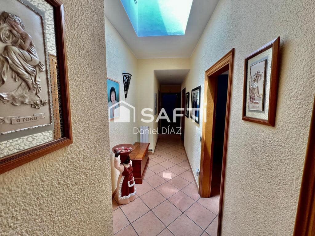 6 soveværelse Finca/Landehus til salg i Macanet de la Selva med swimmingpool garage - € 360.000 (Ref: 9174123)