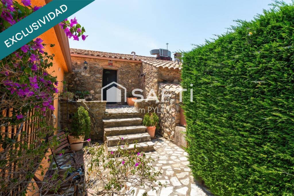 Erhverv til salg i Palau-saverdera - € 1.100.000 (Ref: 9174129)