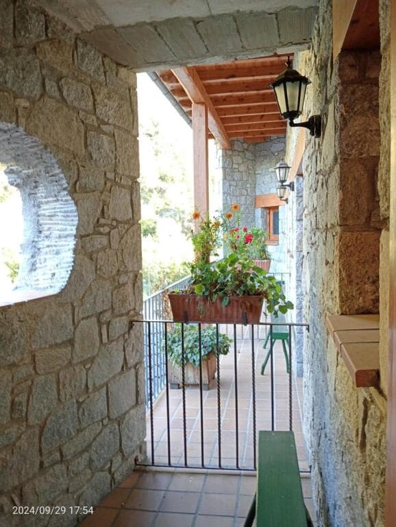 Kontor til salgs i Setcases - € 1 150 000 (Ref: 9174131)