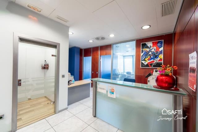 Kontor til salgs i Empuriabrava, Castelló d'Empúries - € 289 000 (Ref: 9174138)
