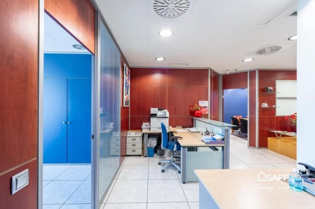 Kontor til salgs i Empuriabrava, Castelló d'Empúries - € 289 000 (Ref: 9174138)