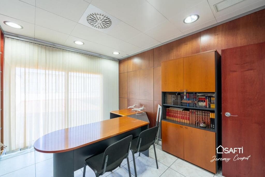 Kontor til salg i Empuriabrava - € 289.000 (Ref: 9174138)
