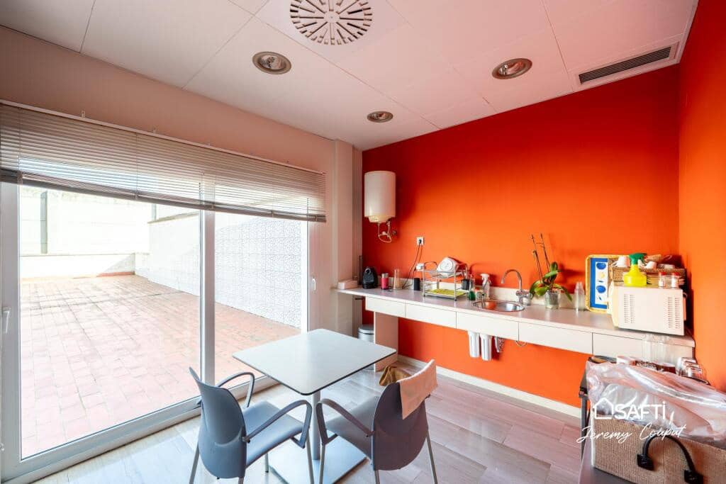 Kontor til salg i Empuriabrava - € 289.000 (Ref: 9174138)