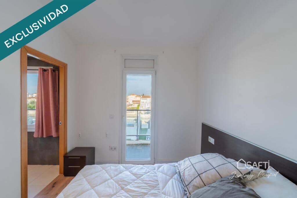 2 sypialnia Willa na sprzedaż w Empuriabrava z basenem garażem - 449 000 € (Ref: 9174139)