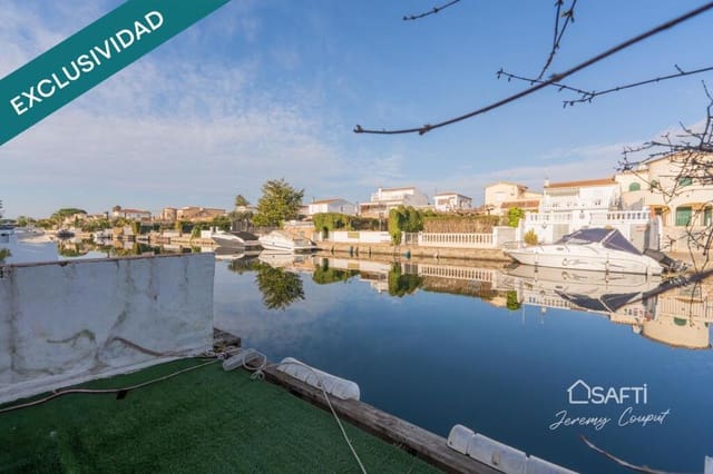 2 sovrum Villa till salu i Empuriabrava, Castelló d'Empúries med pool garage - 449 000 € (Ref: 9174139)