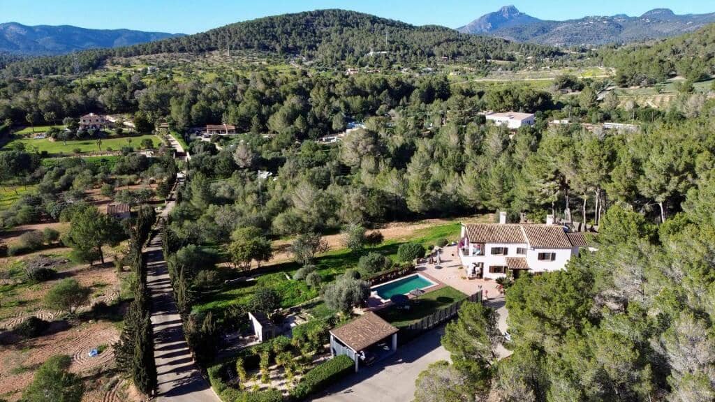 5 soveværelse Villa til salg i Calvia med swimmingpool garage - € 2.170.000 (Ref: 9174140)