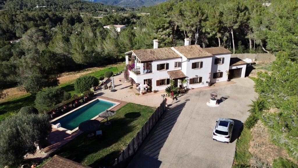 5 soveværelse Villa til salg i Calvia med swimmingpool garage - € 2.170.000 (Ref: 9174140)