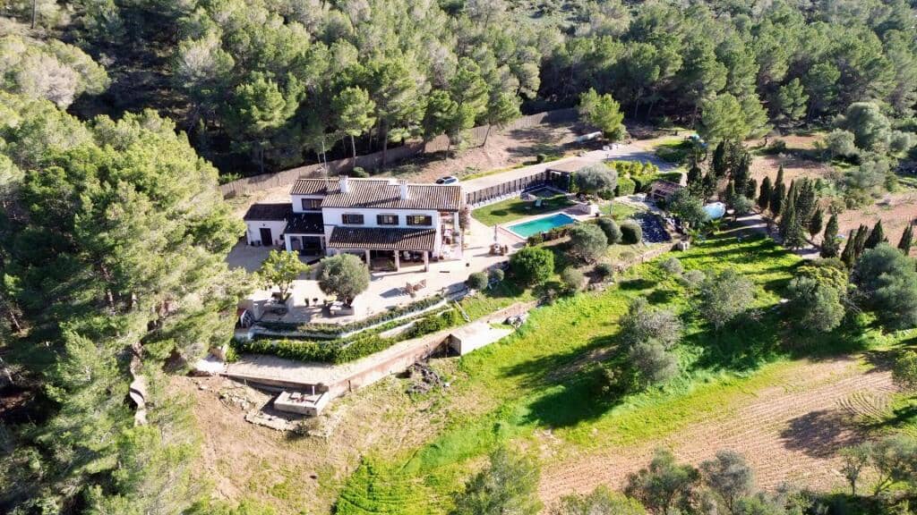 5 soveværelse Villa til salg i Calvia med swimmingpool garage - € 2.170.000 (Ref: 9174140)