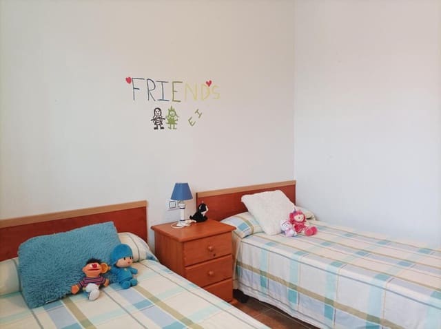 Chalet de 4 habitaciones en Maçanet de la Selva en venta con piscina garaje - 253.000 € (Ref: 9174147)