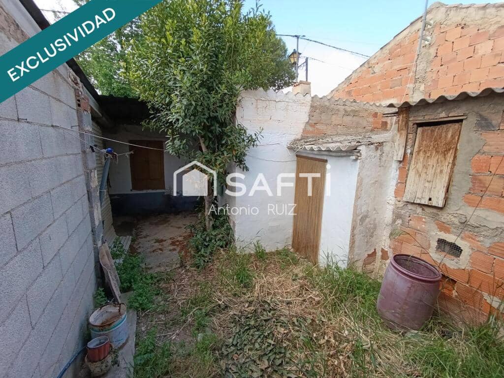 4 soveværelse Rækkehus til salg i Villanueva de las Torres med garage - € 49.000 (Ref: 9174150)