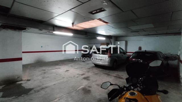 Commercial for sale in Ubeda - € 120,000 (Ref: 9174151)