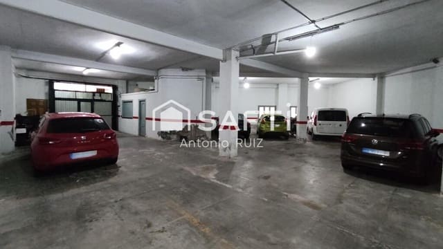 Commercial for sale in Ubeda - € 120,000 (Ref: 9174151)