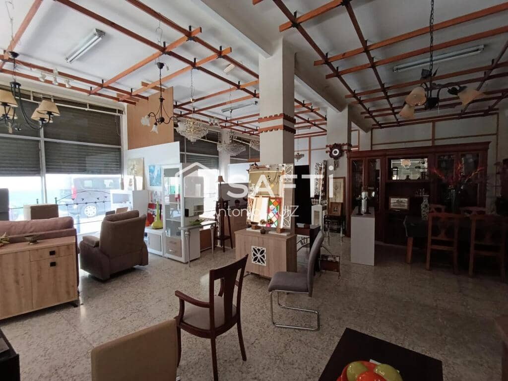 Bureau à vendre à Jodar - 850 000 € (Ref: 9174153)