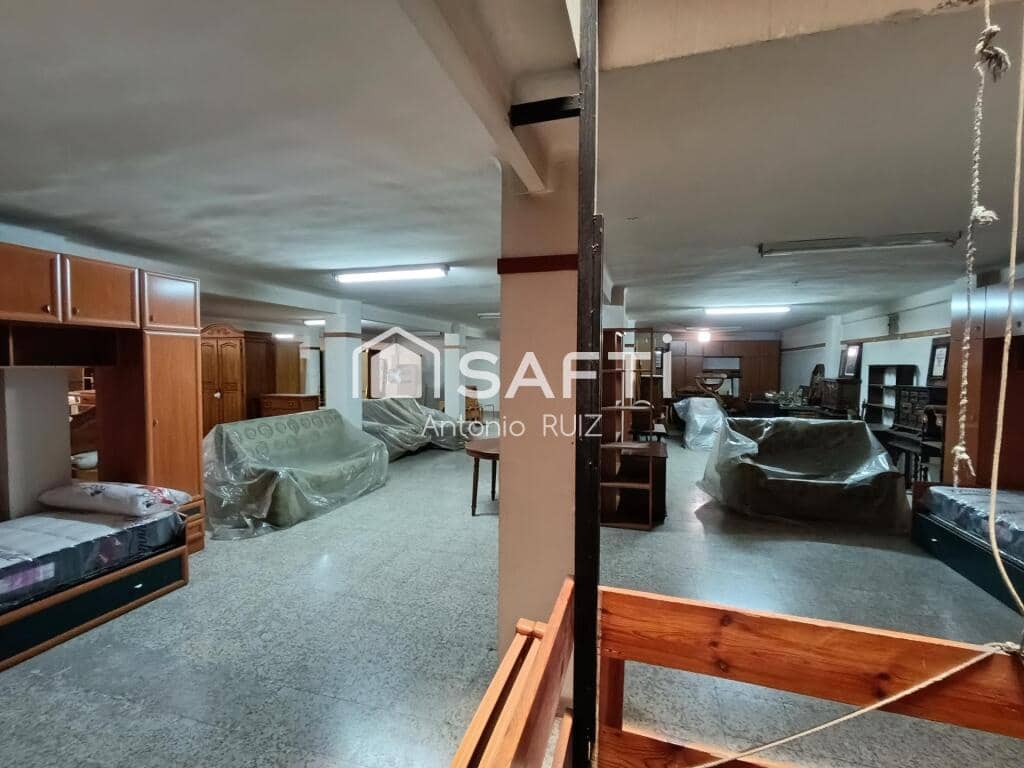 Bureau à vendre à Jodar - 850 000 € (Ref: 9174153)