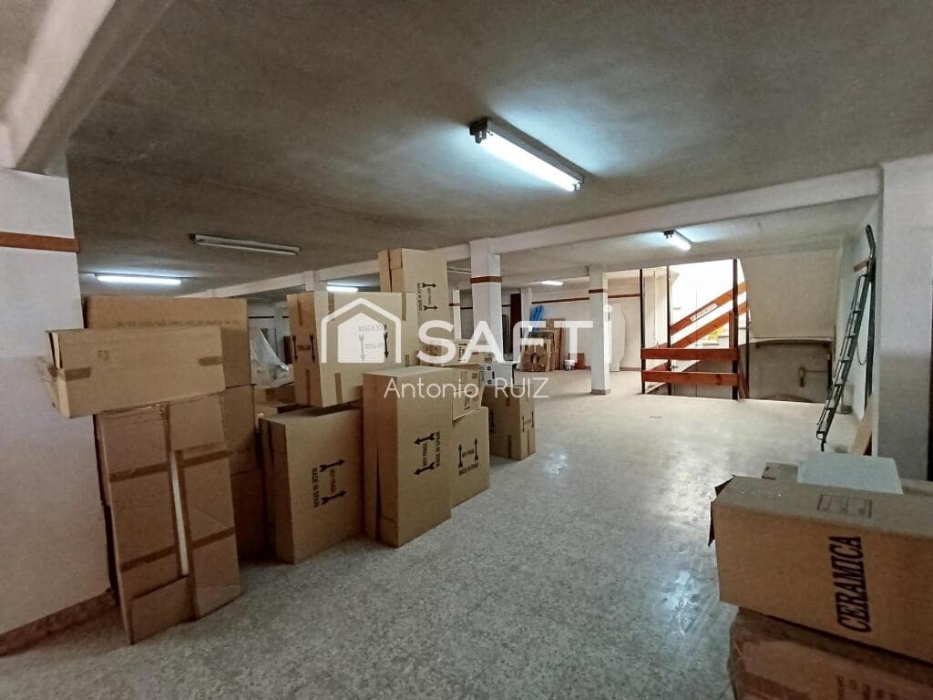 Bureau à vendre à Jodar - 850 000 € (Ref: 9174153)