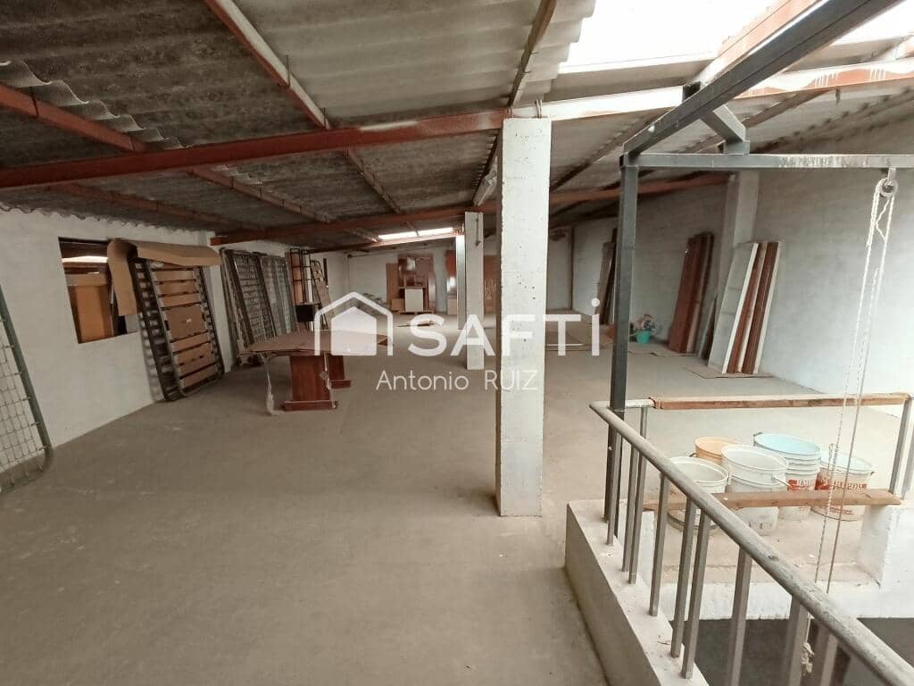 Bureau à vendre à Jodar - 850 000 € (Ref: 9174153)