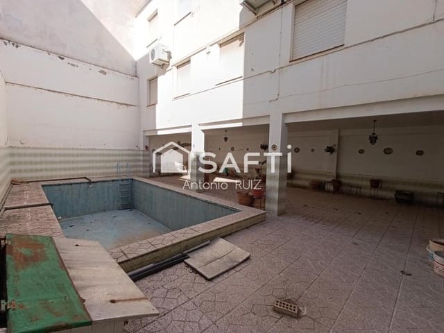 10 chambre Villa/Maison Mitoyenne à vendre à Jódar - 350 000 € (Ref: 9174156)