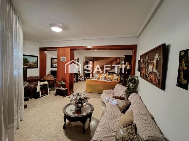 10 chambre Villa/Maison Mitoyenne à vendre à Jódar - 350 000 € (Ref: 9174156)