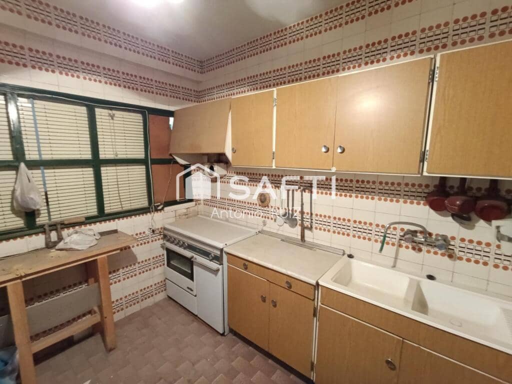 10 soveværelse Rækkehus til salg i Jodar - € 350.000 (Ref: 9174156)