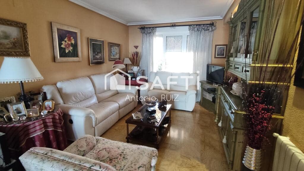 4 sypialnia Willa na sprzedaż w Ubeda - 345 000 € (Ref: 9174157)