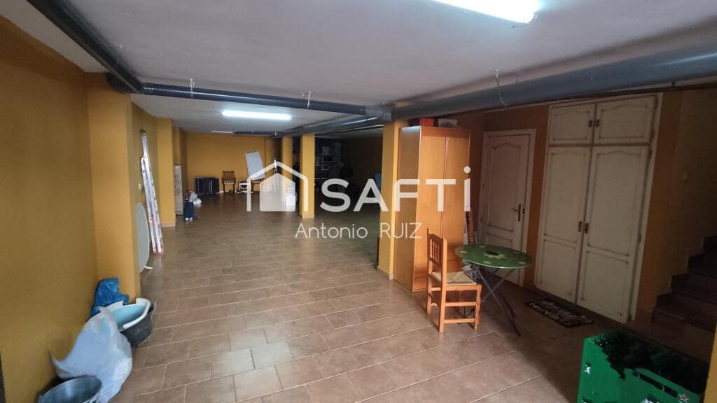 4 sypialnia Willa na sprzedaż w Ubeda - 345 000 € (Ref: 9174157)