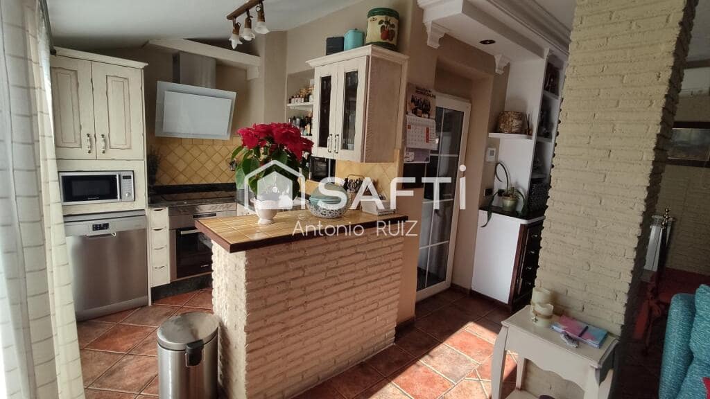 4 sypialnia Willa na sprzedaż w Ubeda - 345 000 € (Ref: 9174157)