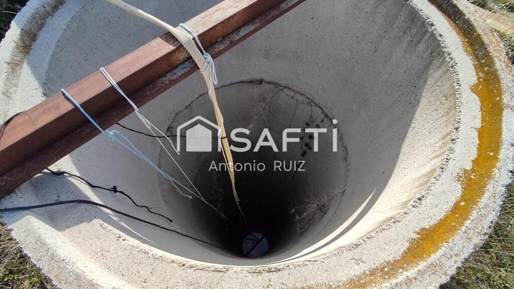 Grunde uden byggetilladelser til salg i Ubeda - € 285.000 (Ref: 9174158)